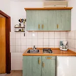 Beautiful In With Kitchen Apartment Vir